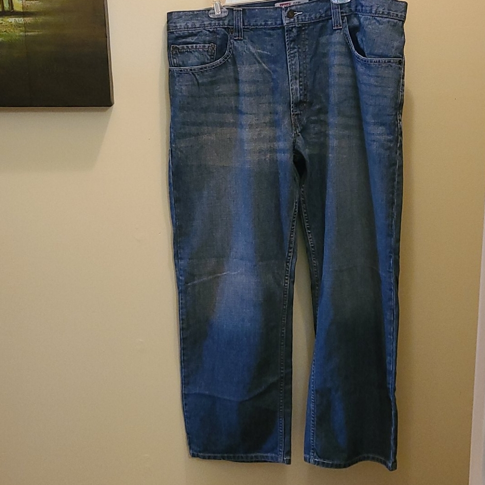 Men Loose Straight Fit Levi Jeans 569